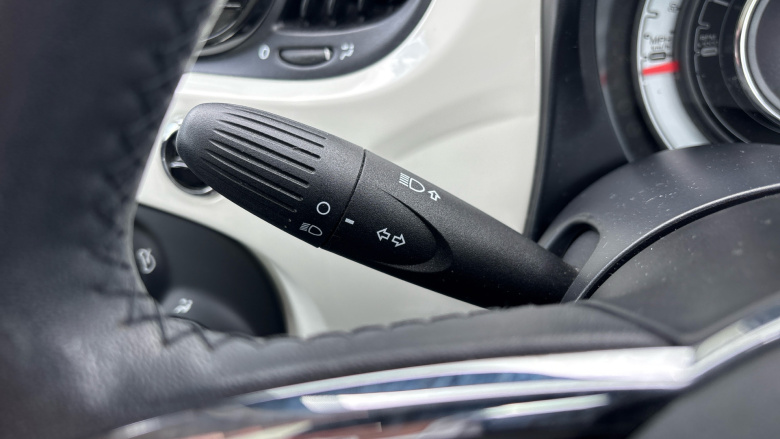 Fiat 500 1.2 Lounge 3dr Petrol Hatchback